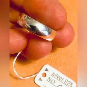 Sterling silver ring. Unisex. Brand new